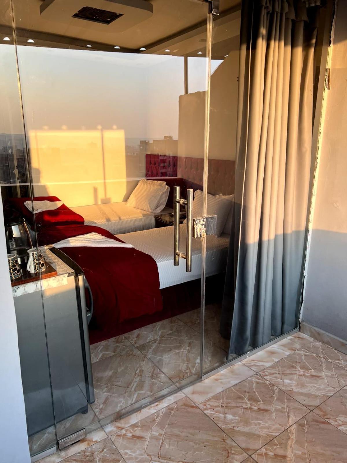 Orion Pyramids View Hotel Kafrat al Jabal Exterior photo