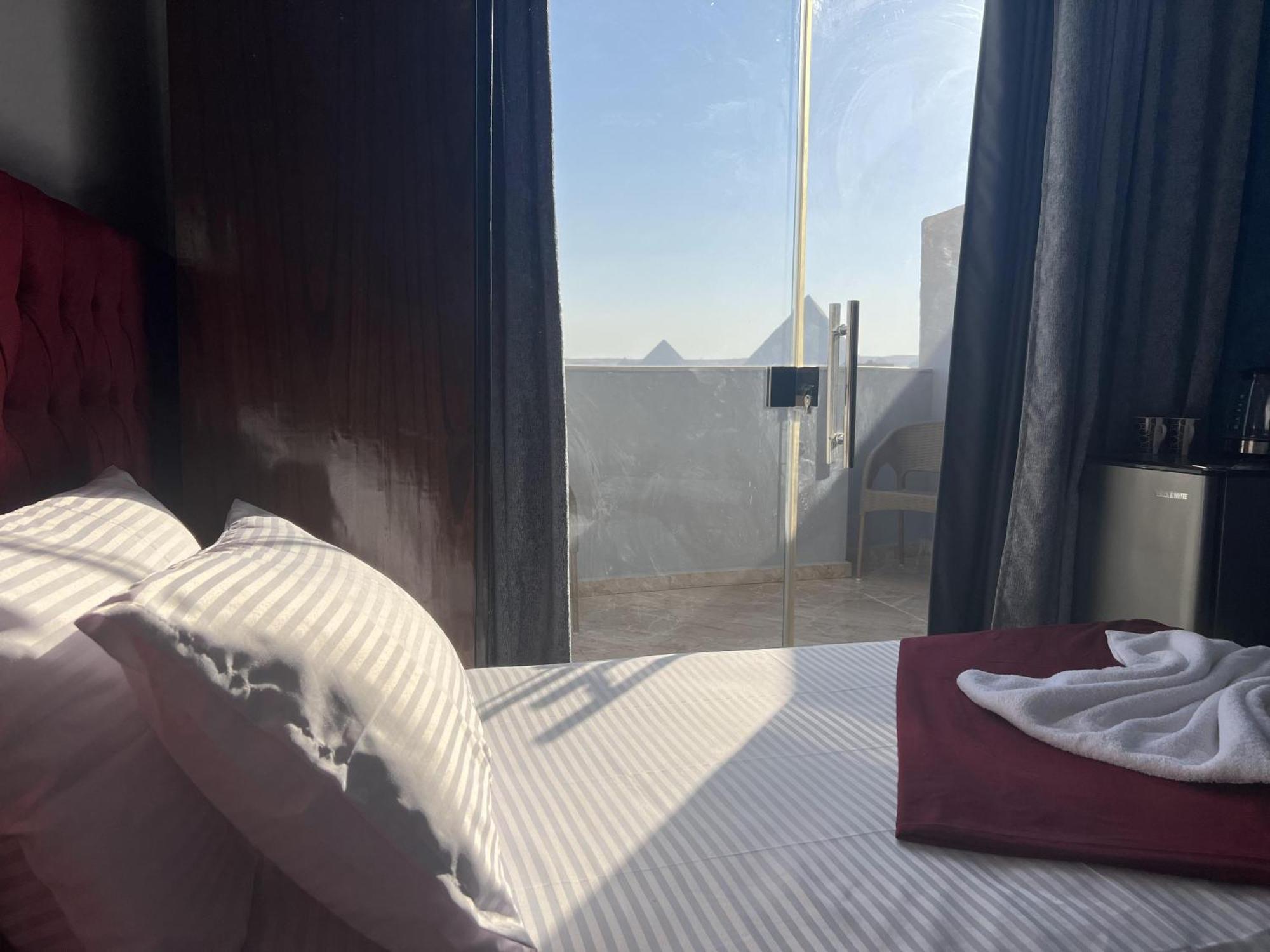 Orion Pyramids View Hotel Kafrat al Jabal Exterior photo